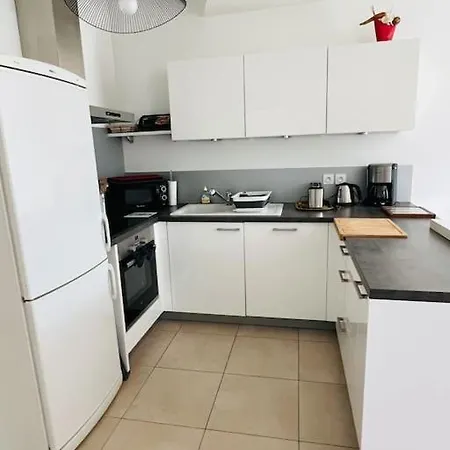 3 Etoiles Bord Du Lac, T3 Piscine Apartmán